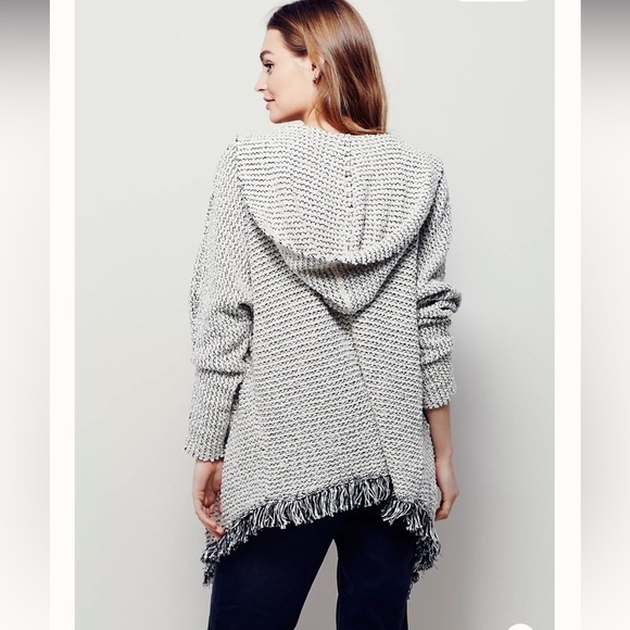 Free People Love Me Tender open Cardigan light blue fringe bottom hoodie Sz M - Picture 2 of 13